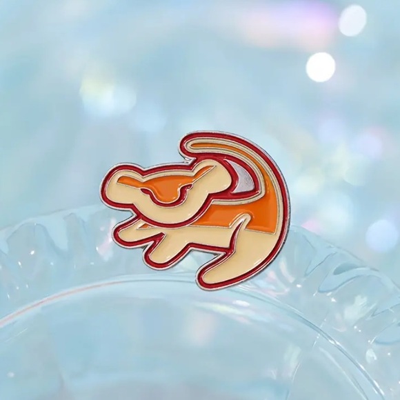 Simba Pin - Picture 4 of 5